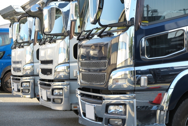 一般貨物自動車運送事業許可の要件と手続き費用